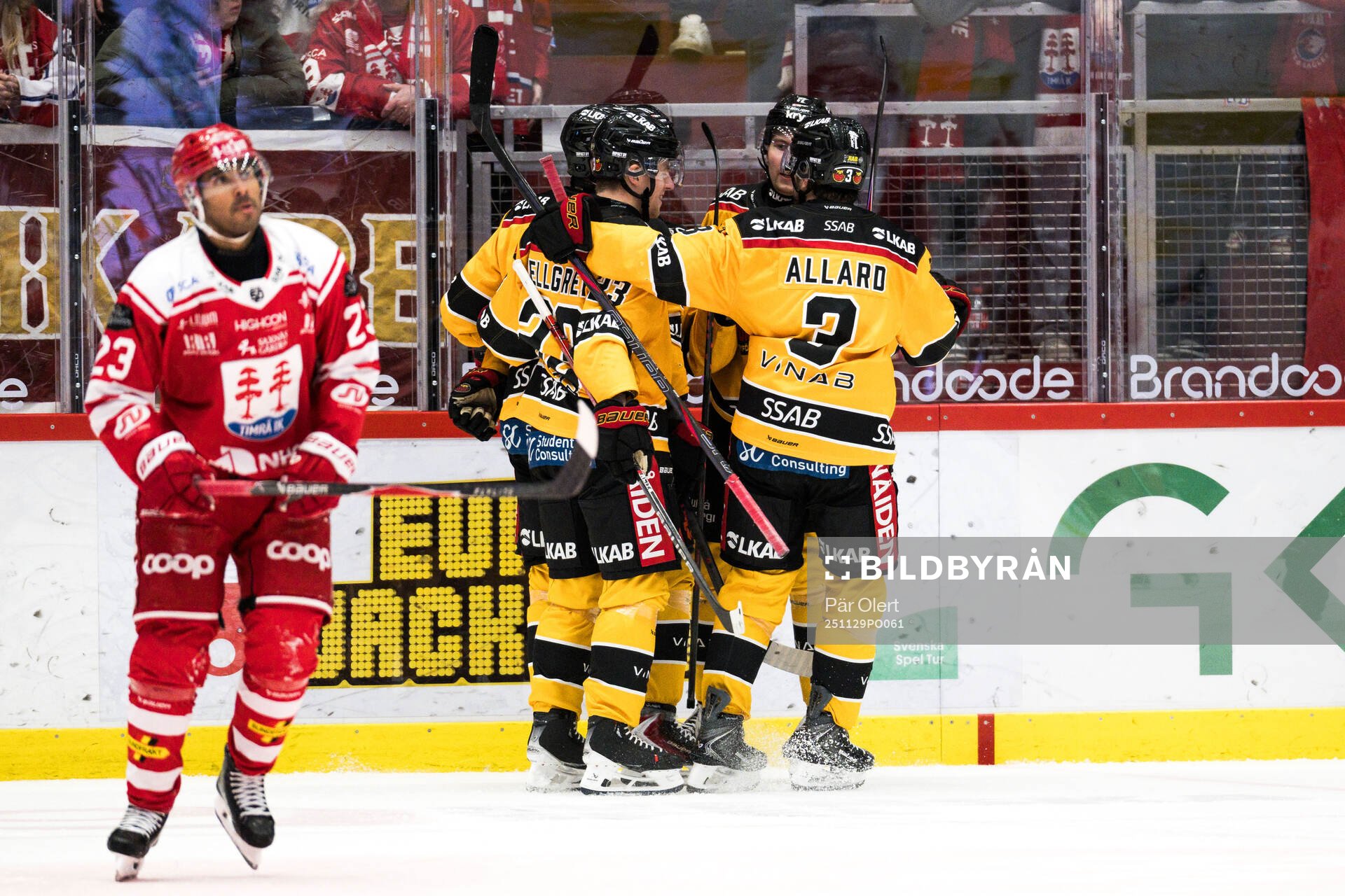 Luleås Filip Eriksson jublar