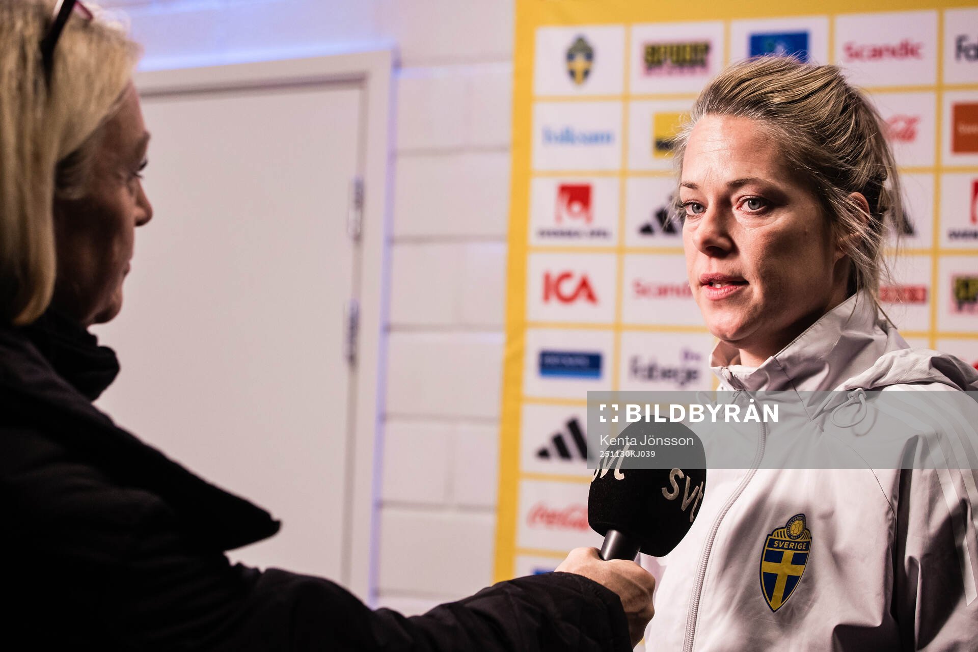 Assistant coach Johanna Almgren