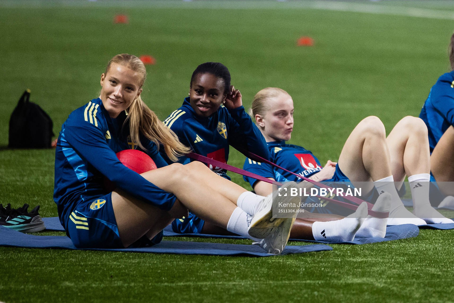 Smilla Holmberg and Monica Jusu Bah
