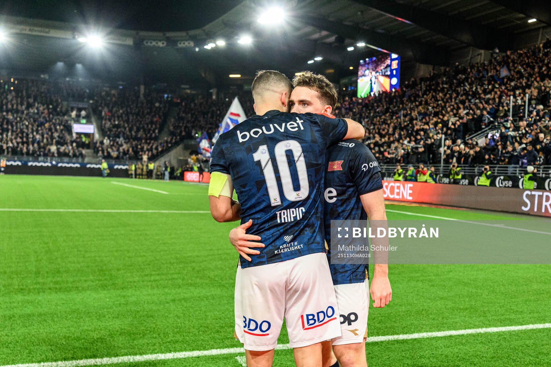 Zlatko Hovland Tripic and Edvin Austbö of Viking celebrate