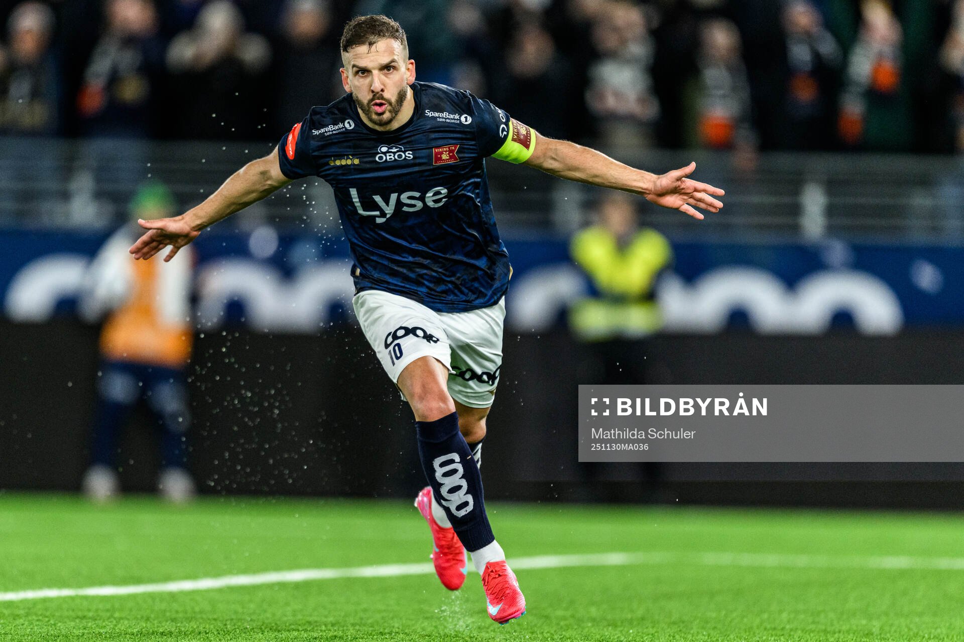 Zlatko Hovland Tripic of Viking celebrates