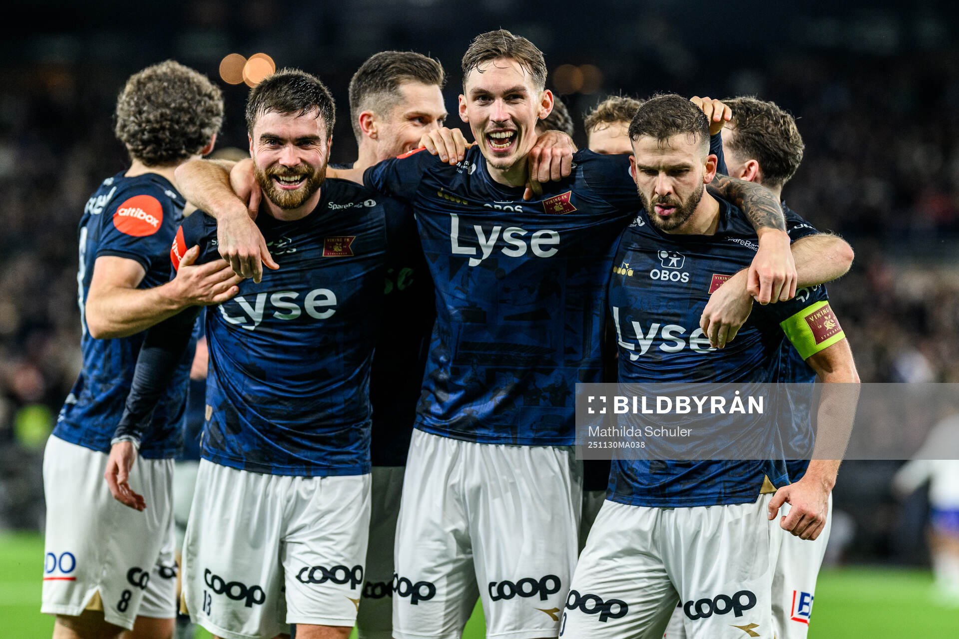 Zlatko Hovland Tripic of Viking celebrate with teammates