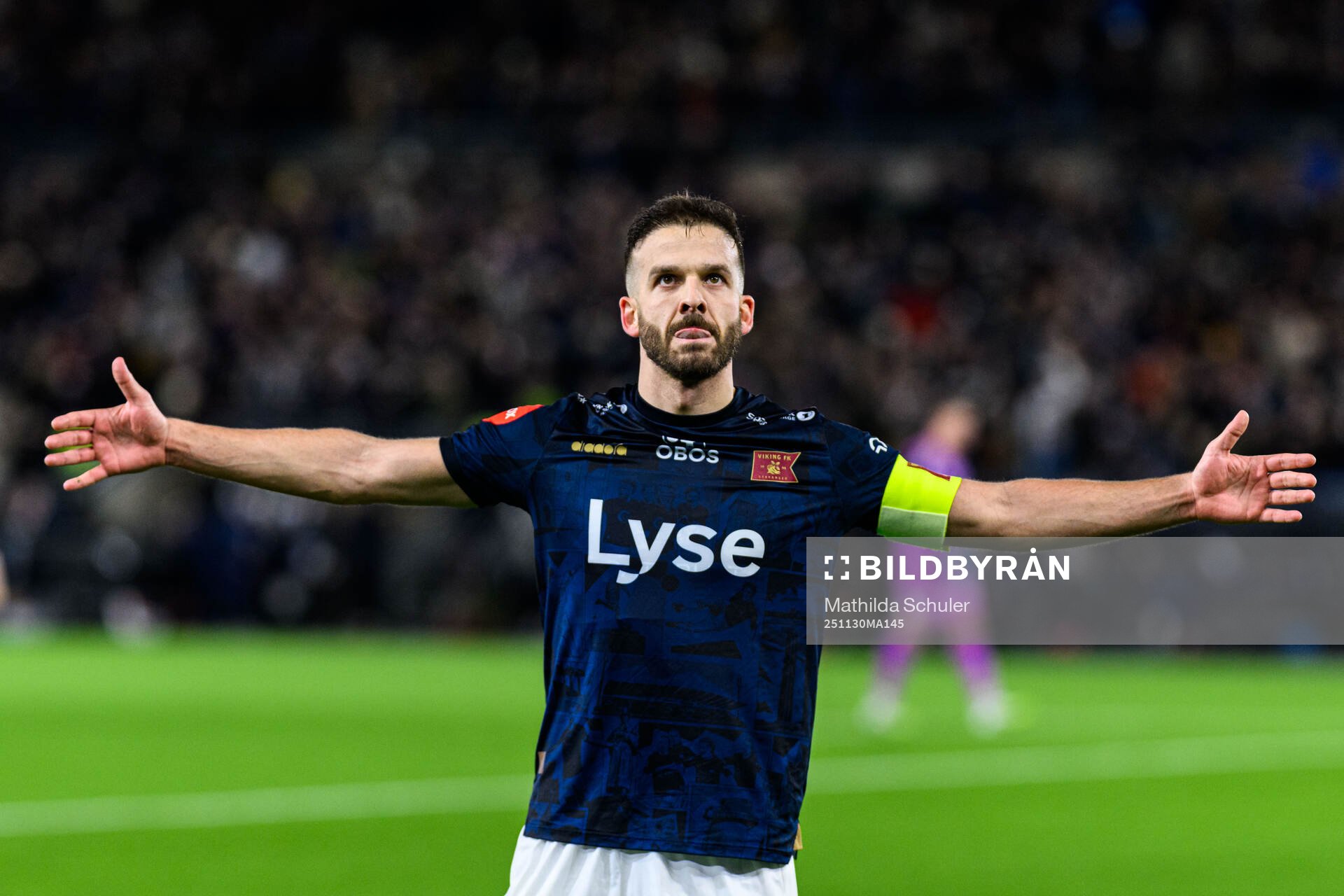 Zlatko Hovland Tripic of Viking celebrates