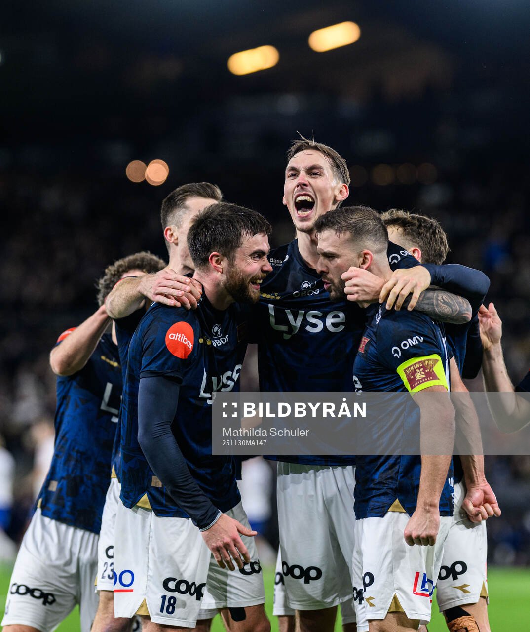 Zlatko Hovland Tripic of Viking celebrates with teammates