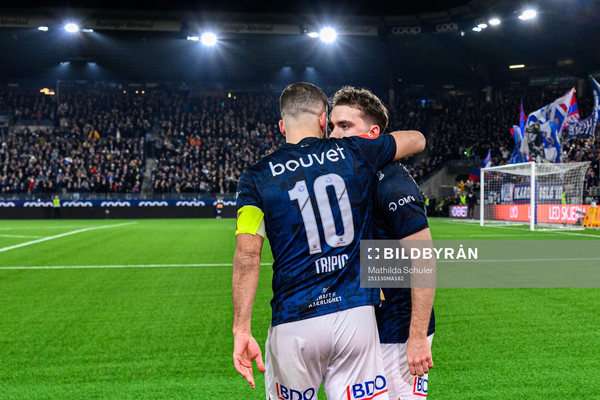 Zlatko Hovland Tripic and Edvin Austbö of Viking celebrate