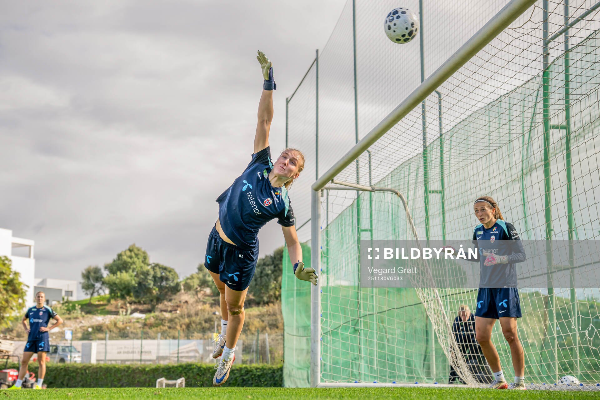 Goalkeeper Sunniva Skoglund and goalkeeper Cecilie