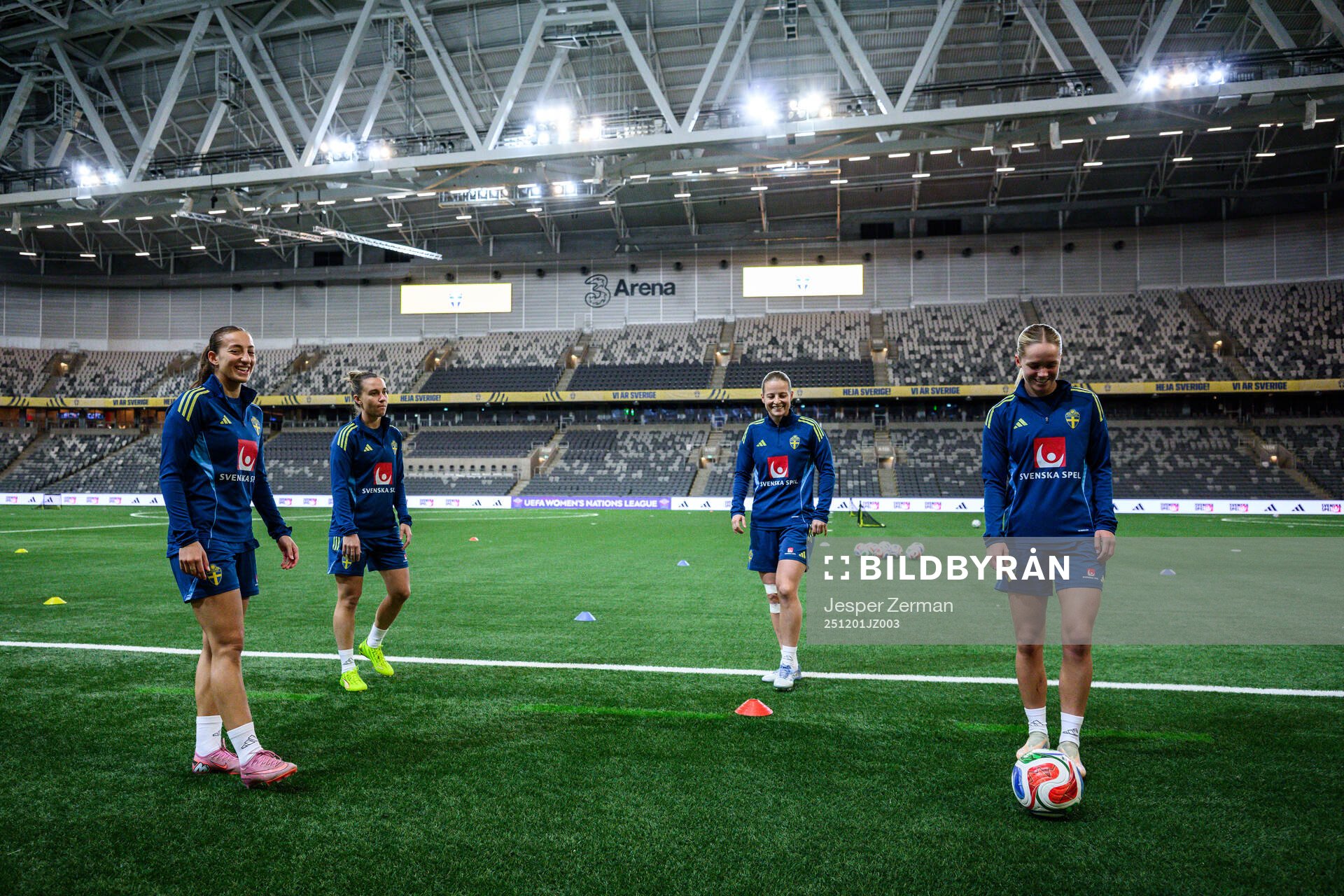 Rosa Kafaji, Julia Zigiotti Olme, Anna Anvegård and Hanna