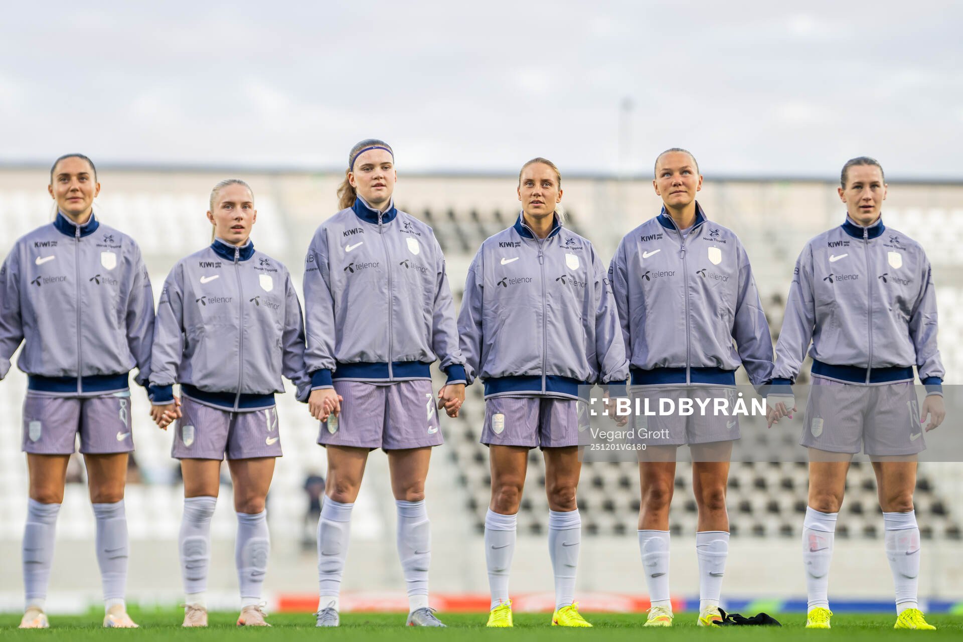 Thea Bjelde, Signe Gaupset, Lisa Naalsund, Frida Maanum and