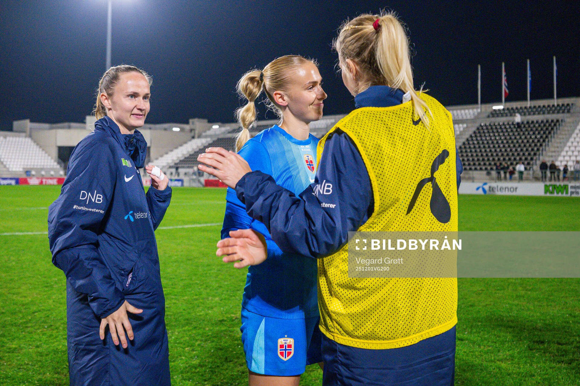 Caroline Graham Hansen, goalkeeper Selma Panengstuen and