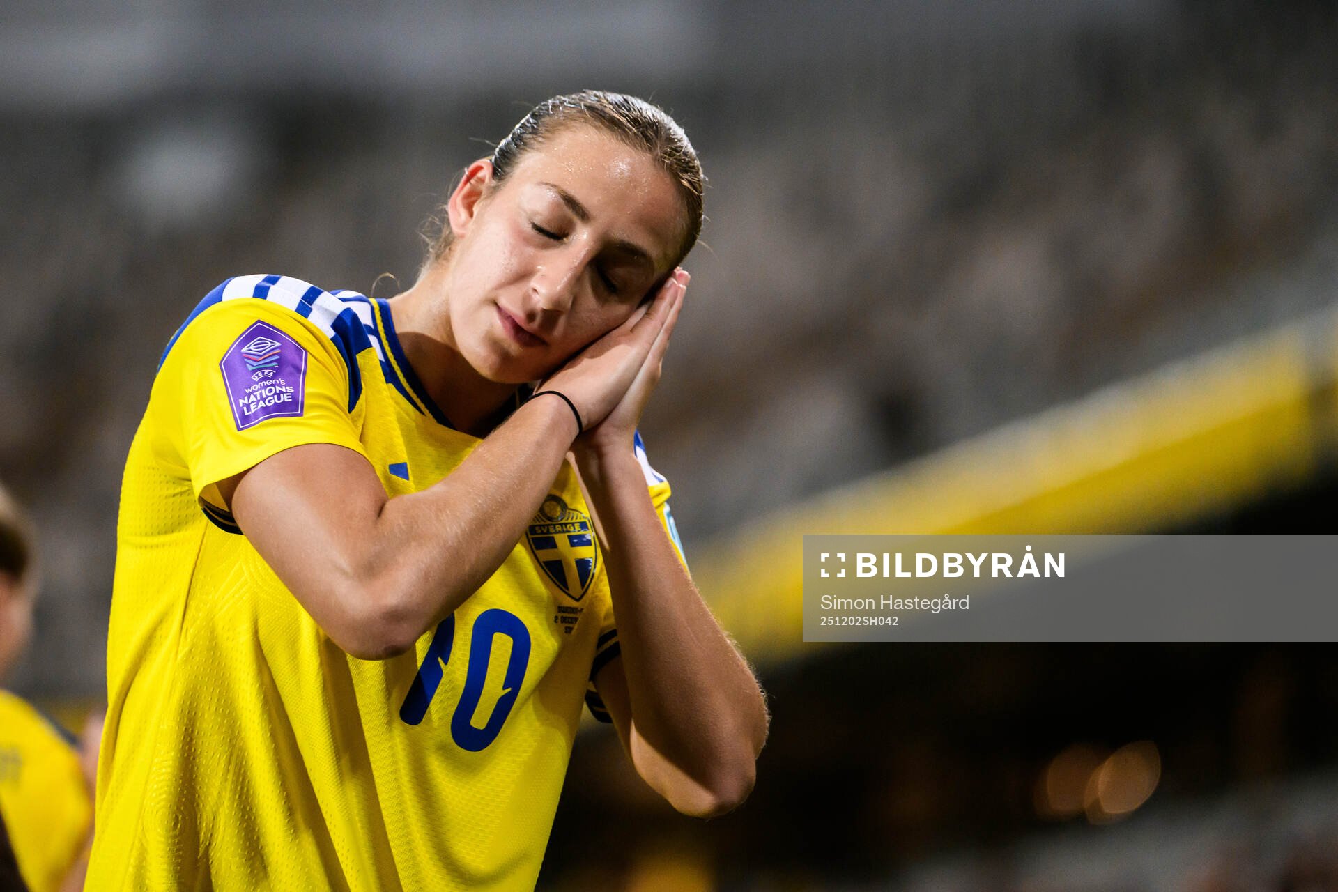 Rosa Kafaji of Sweden celebrates