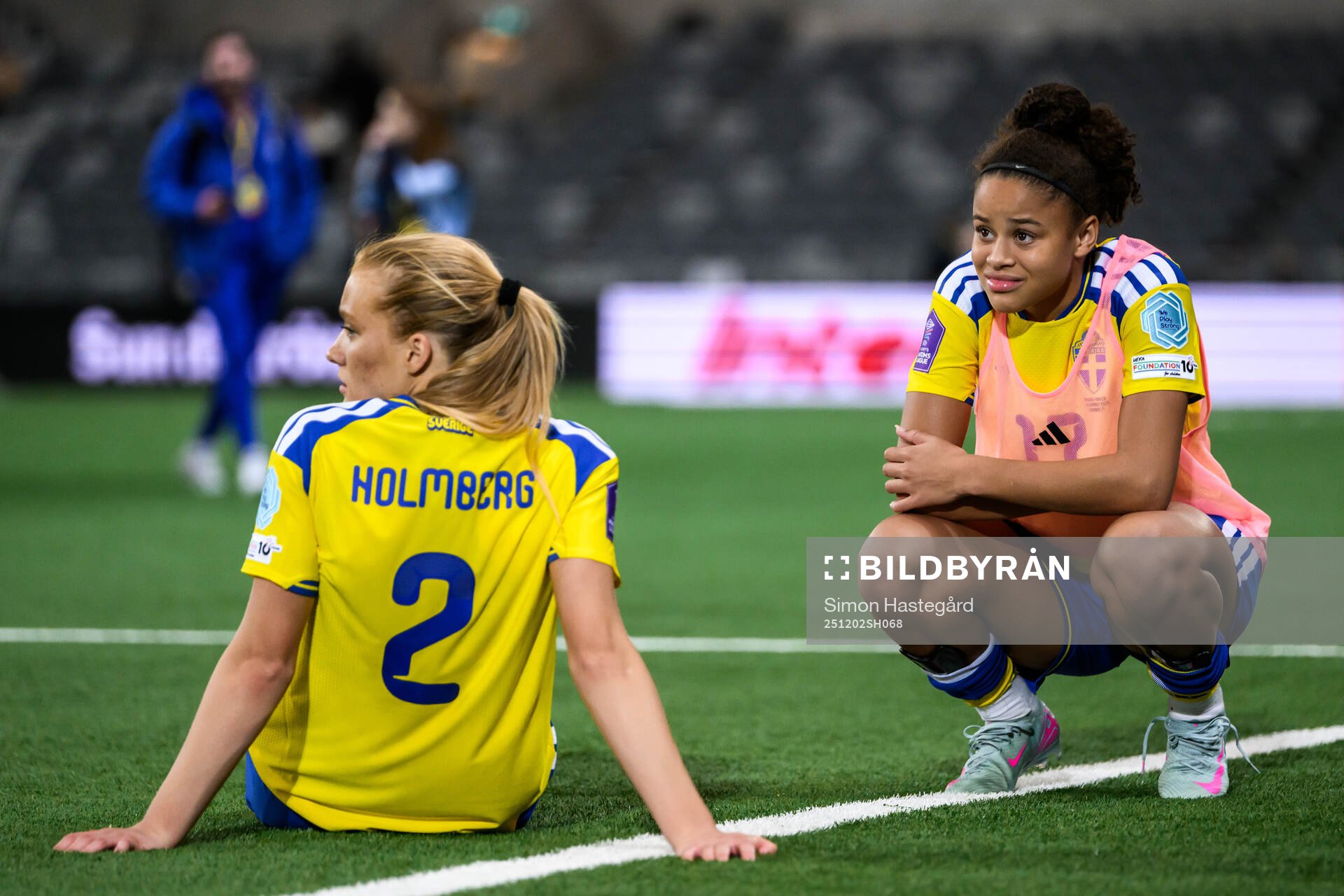 Smilla Holmberg and Felicia Schröder of Sweden