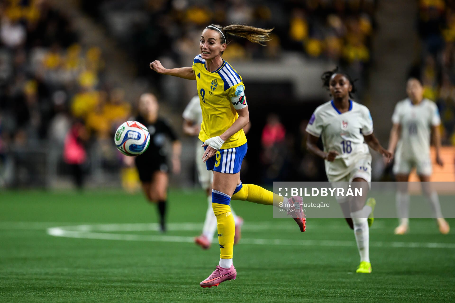 Kosovare Asllani of Sweden