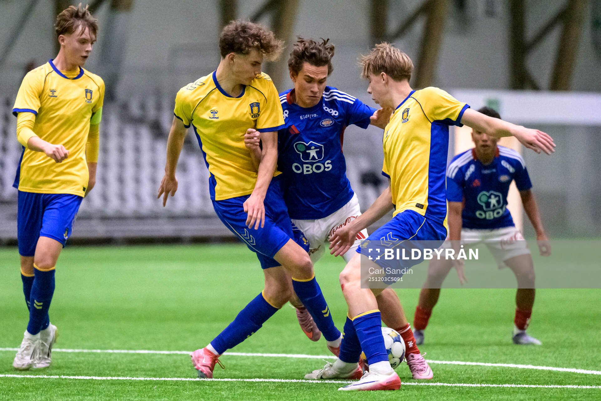 Bröndbys Raphael Canut och Vålerengas Gustav Stackowski