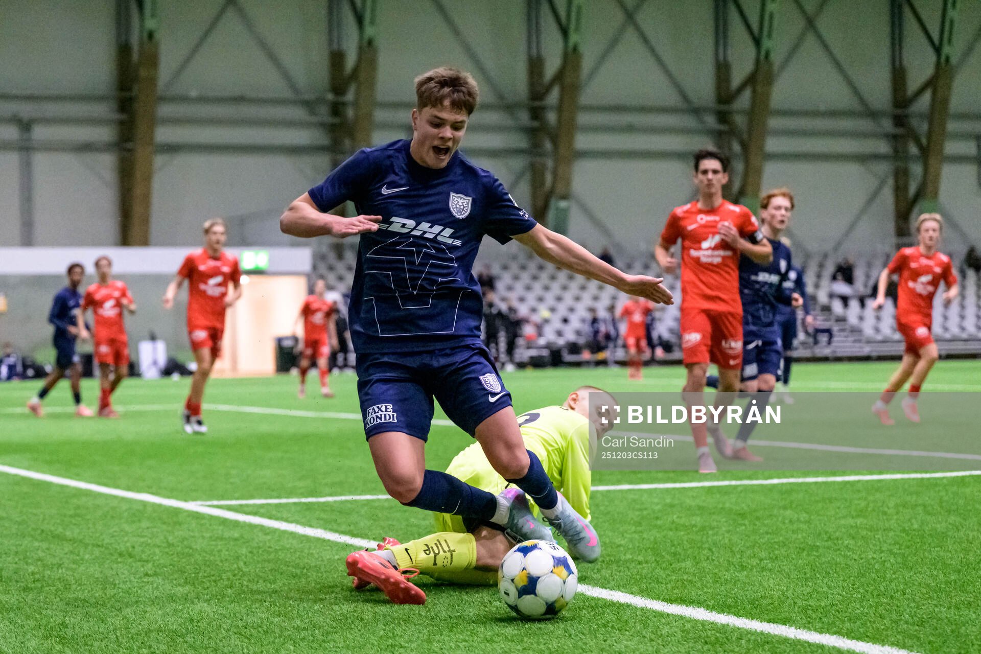 Nordsjällands Alexander Palmason och Branns Borys Olszewski