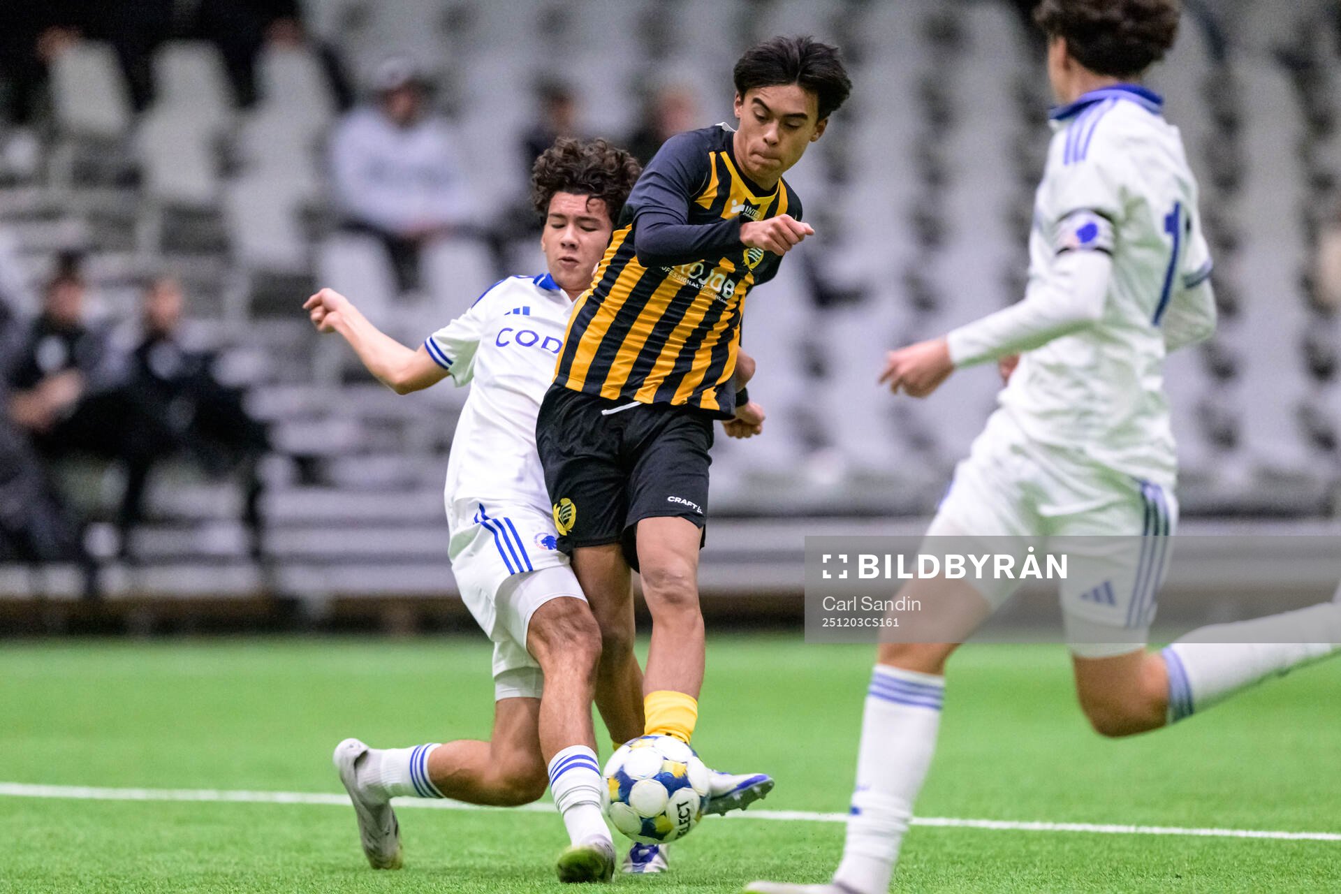FC Köpenhamns Marius Caramorin och Hammarbys Leon Smars