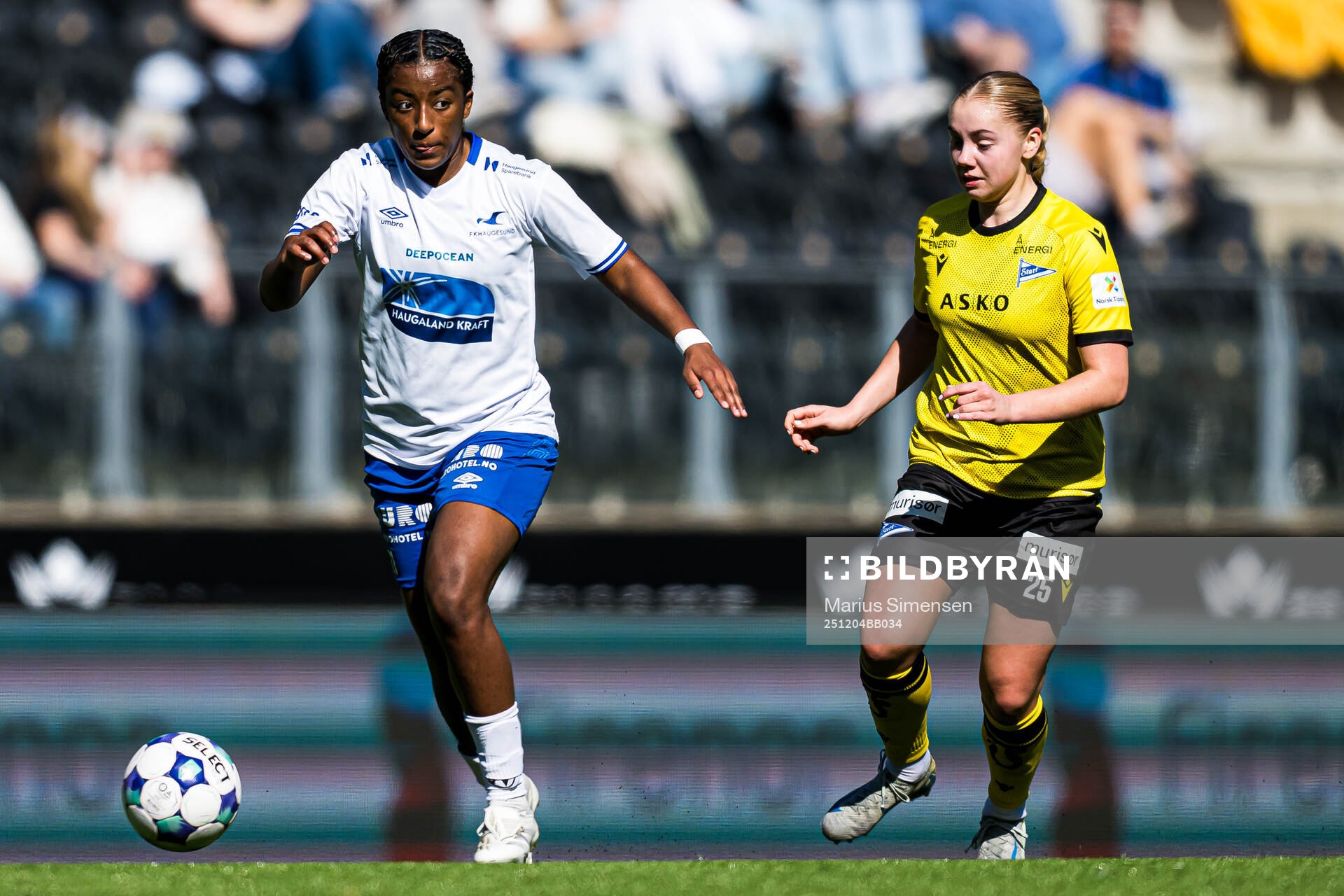 Daniela Mandi Tolonen of Haugesund and Amalie Isabell