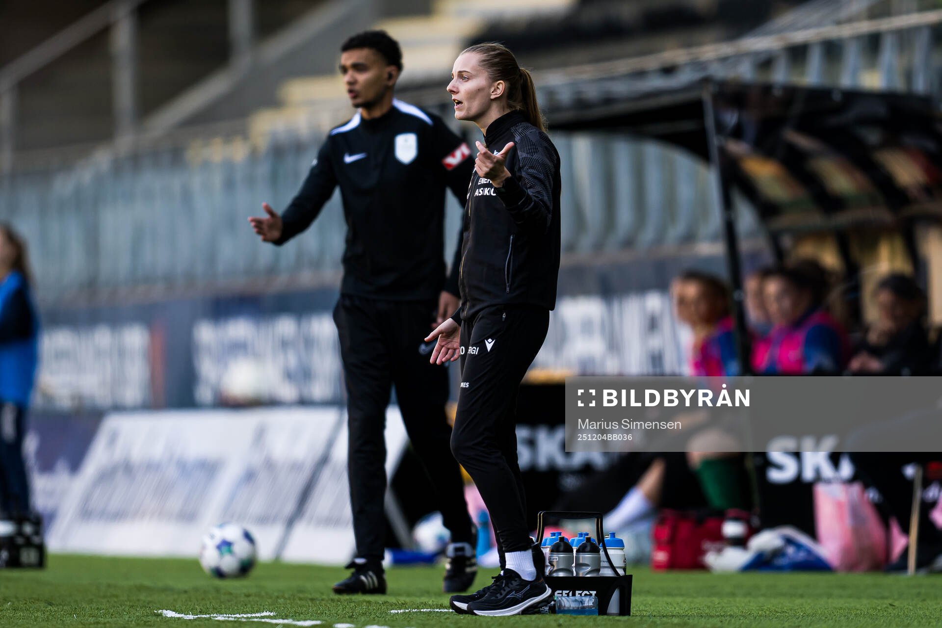 Isabella Hayes Sundby, head coach of Start, during the 1. division football match between Start and Haugesund on April 12, 2025 in Kristiansand.