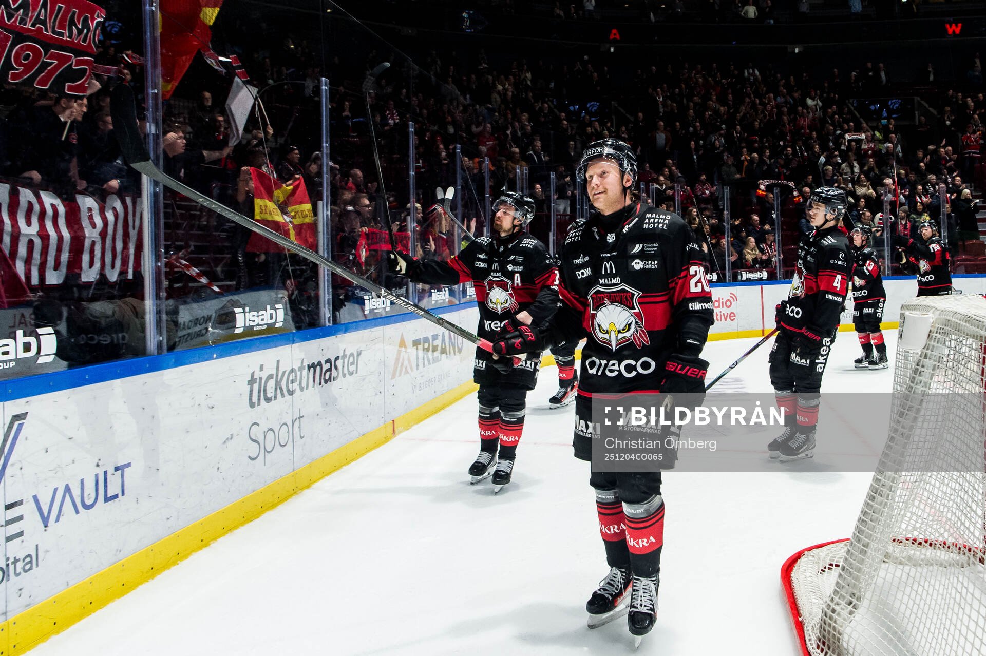 Malmö Redhawks Thomas Berg Paulsen jublar