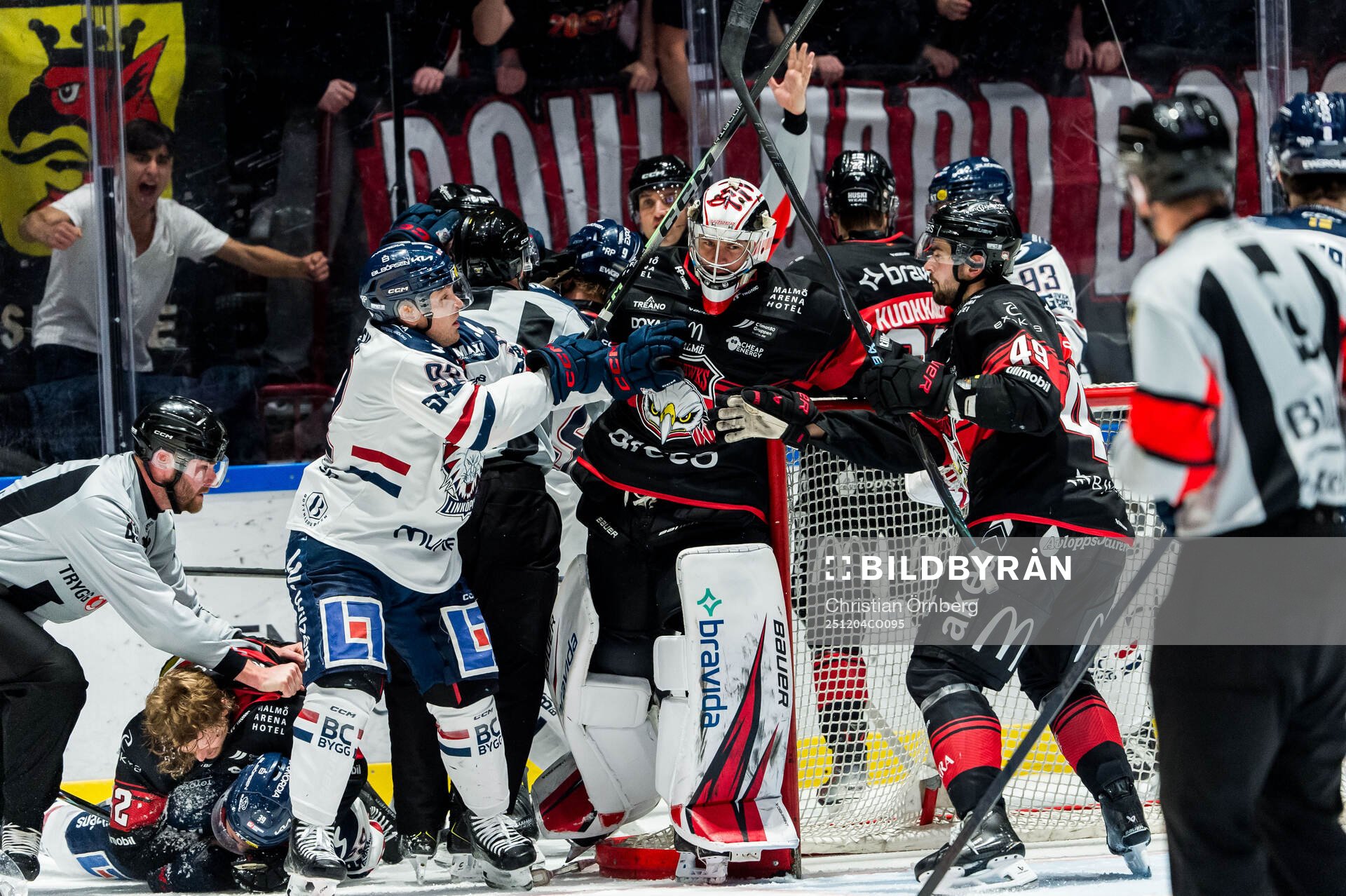 Bråk mellan Malmö Redhawks och Linköpings spelare