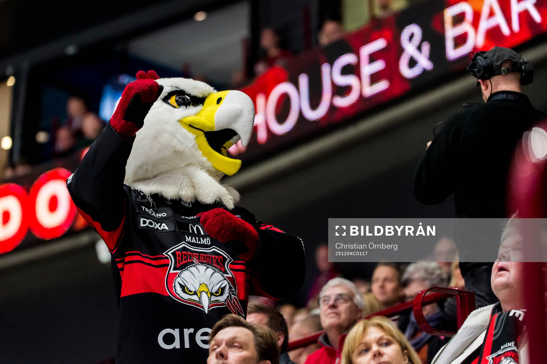 Malmö Redhawks maskot Hawkan