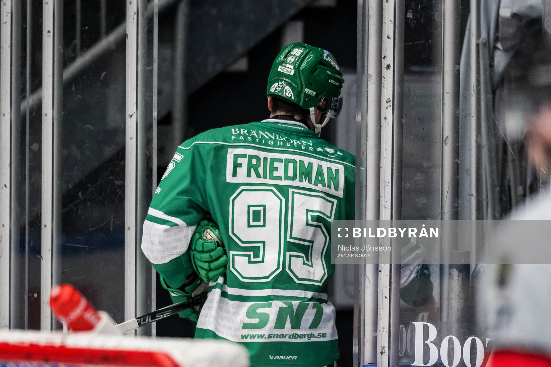 Rögles Mark Friedman lämnar isen