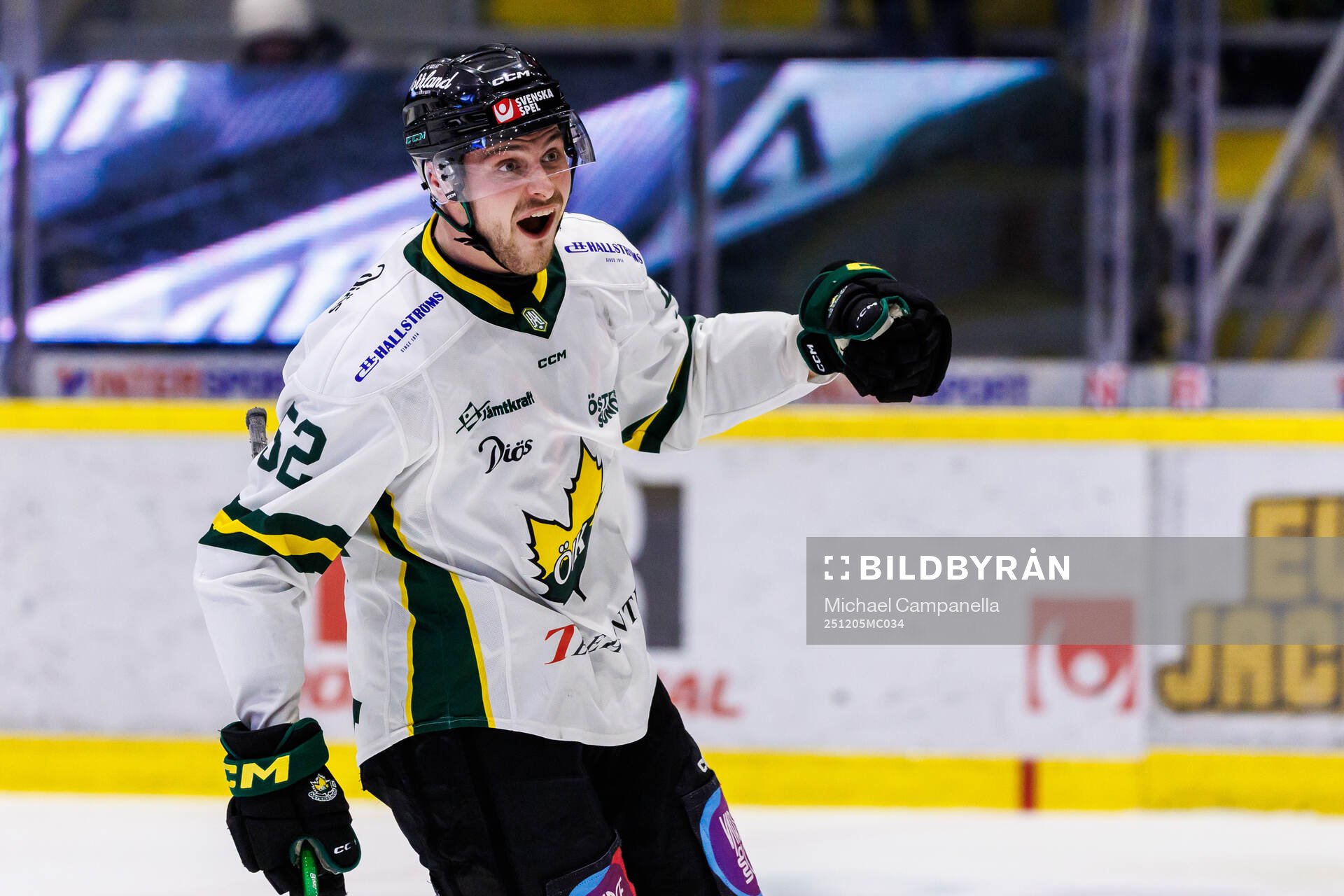 Östersunds Fredric Jansson jublar