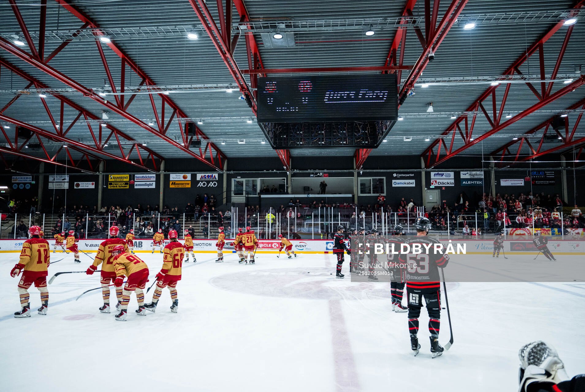 Spelarna värmer upp