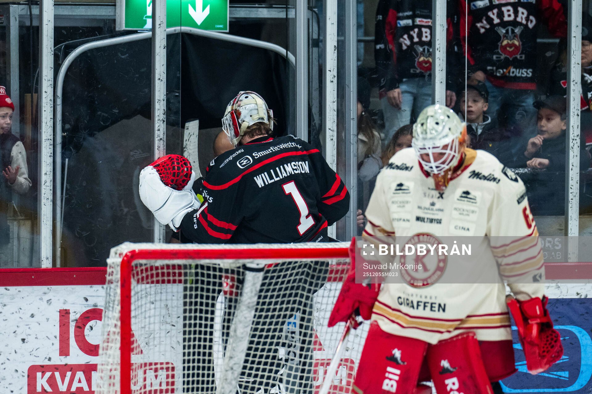 Nybros målvakt Tex Williamsson lämnar isen