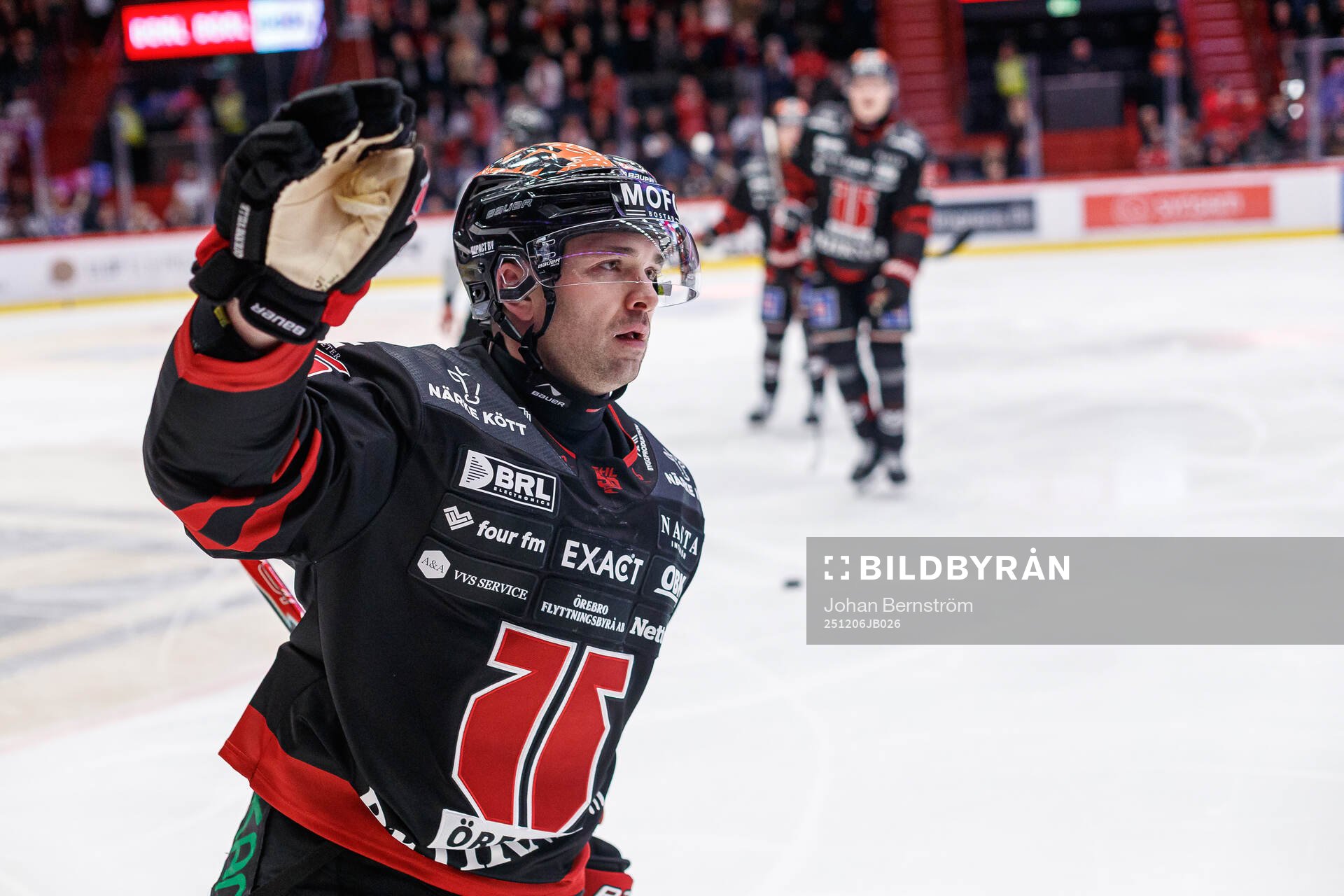 Örebros David Quenneville jublar