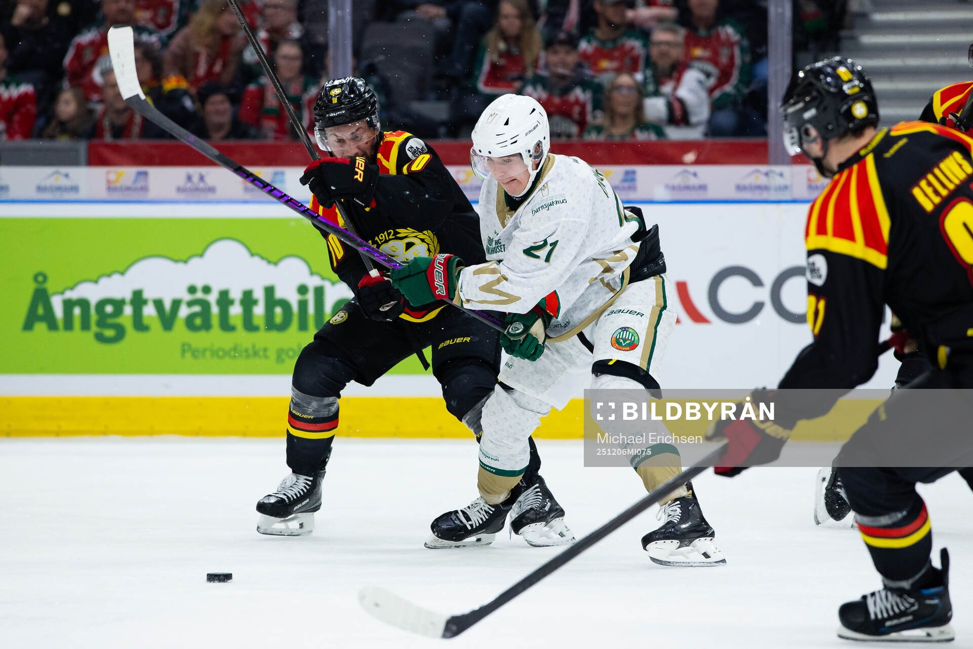 Brynäs Johan Larsson och Frölundas Jere Innala