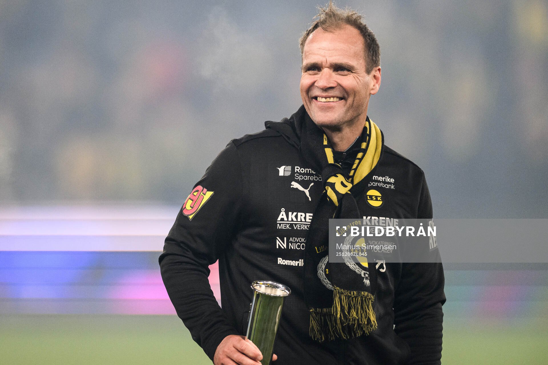 Head coach Hans Erik Ødegaard of Lillestrøm celebrates