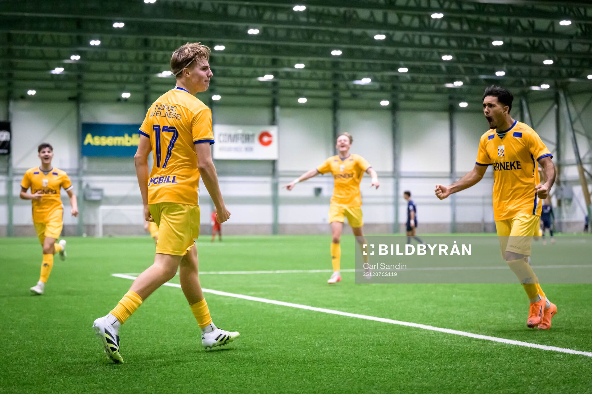 IFK Göteborgs Oliver Månsson och Haydar Sultan jublar