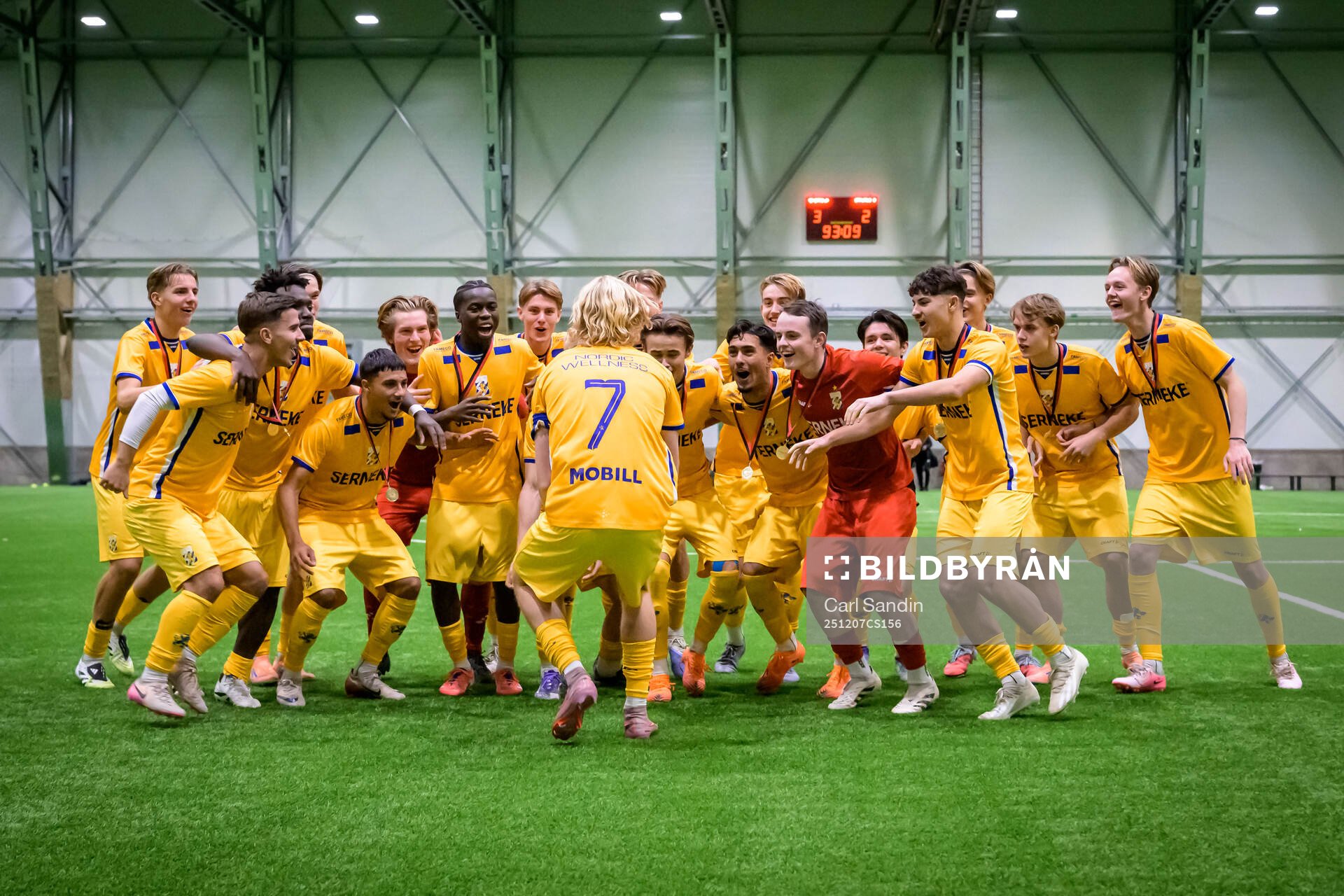 IFK Göteborgs spelare jublar