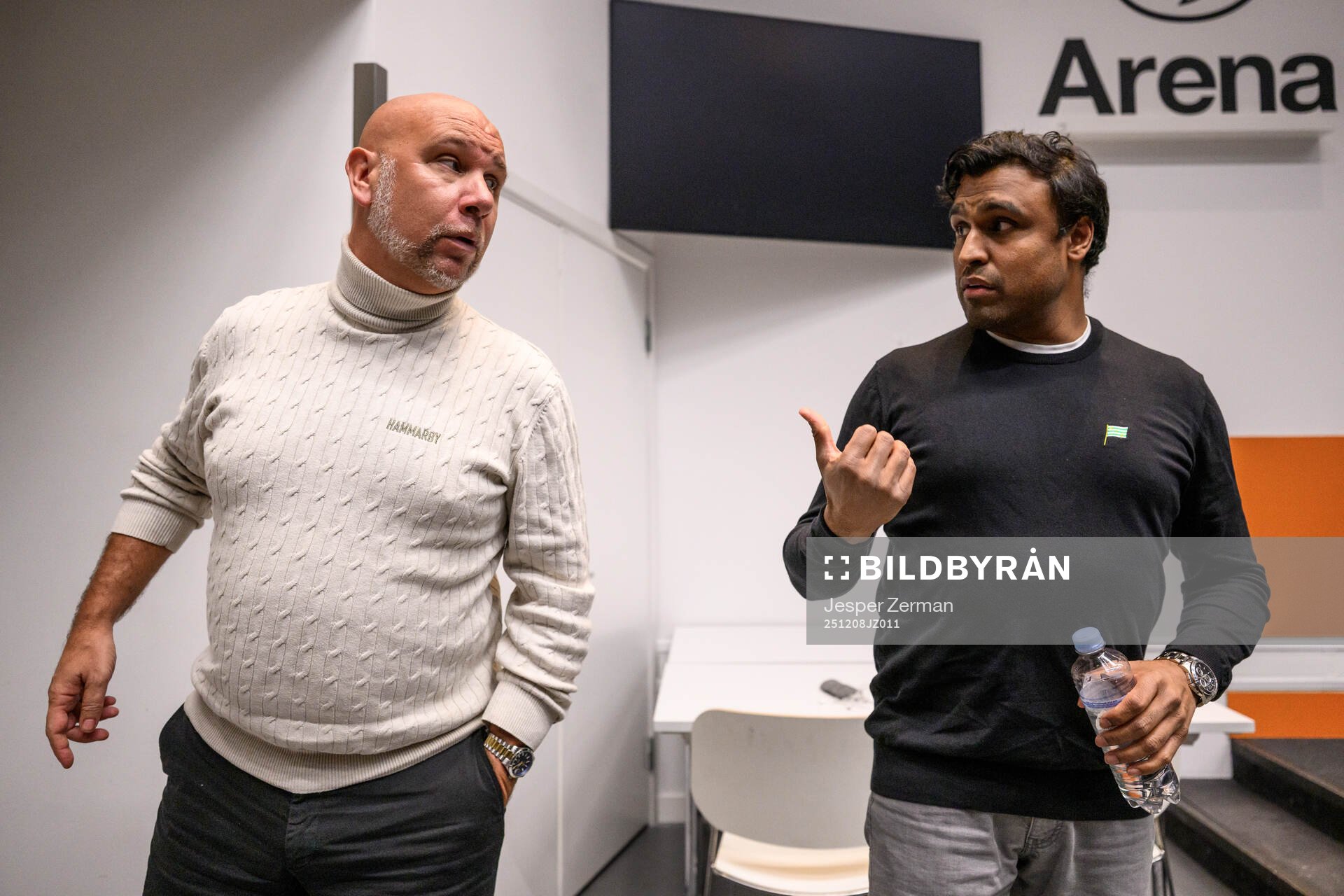 Hammarbys sportchef Mikael Hjelmberg och Kalle Karlsson