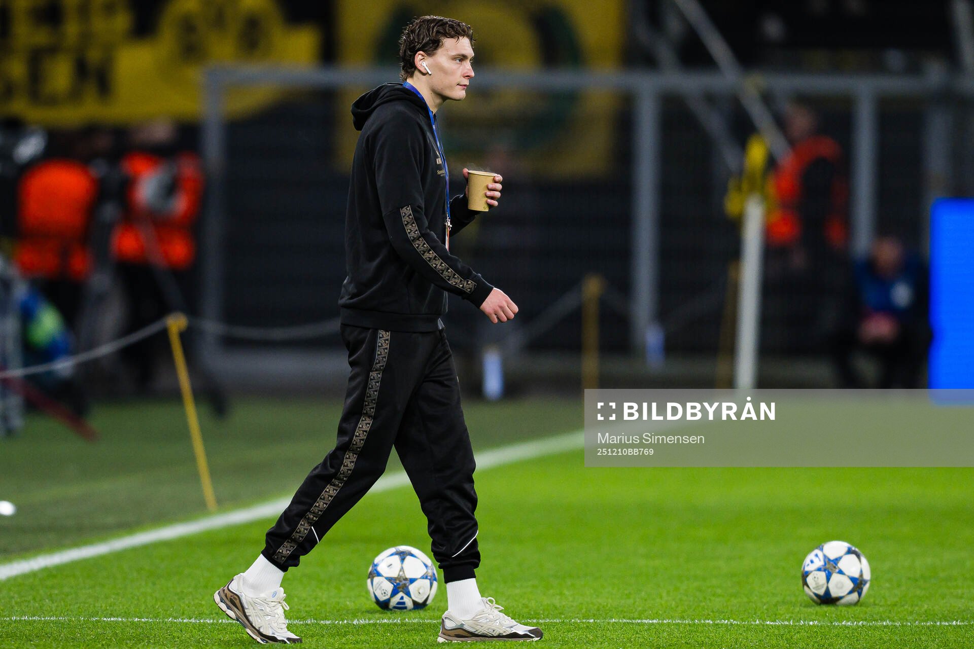 Isak Dybvik Määttä of Bodø/Glimt arrives