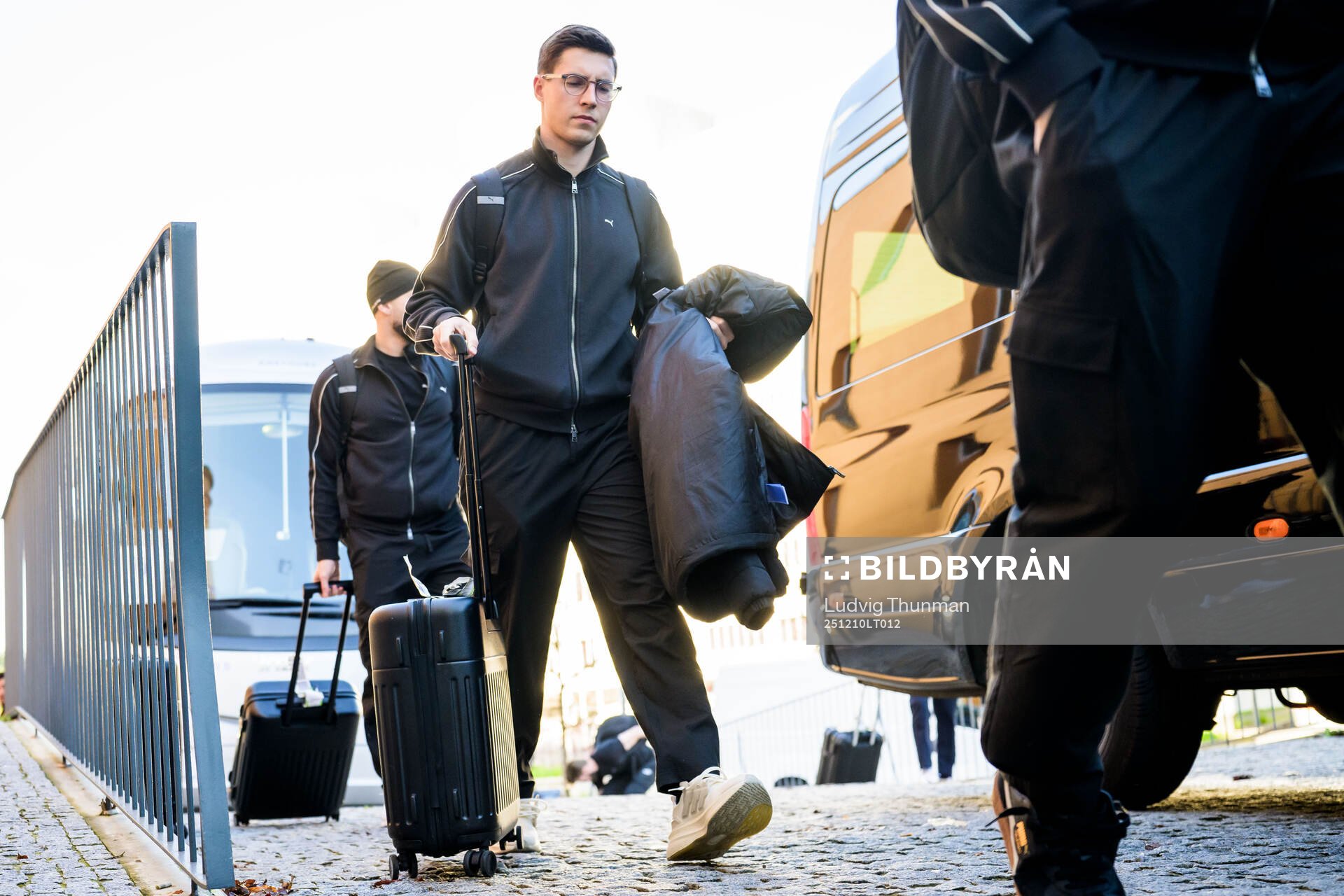 Lasse Berg Johnsen arrives at the hotel