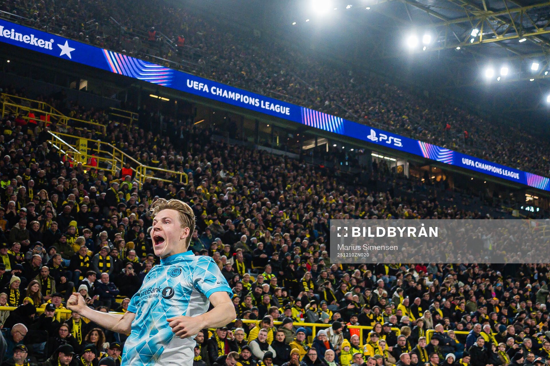 Jens Petter Hauge of Bodø/Glimt celebrates