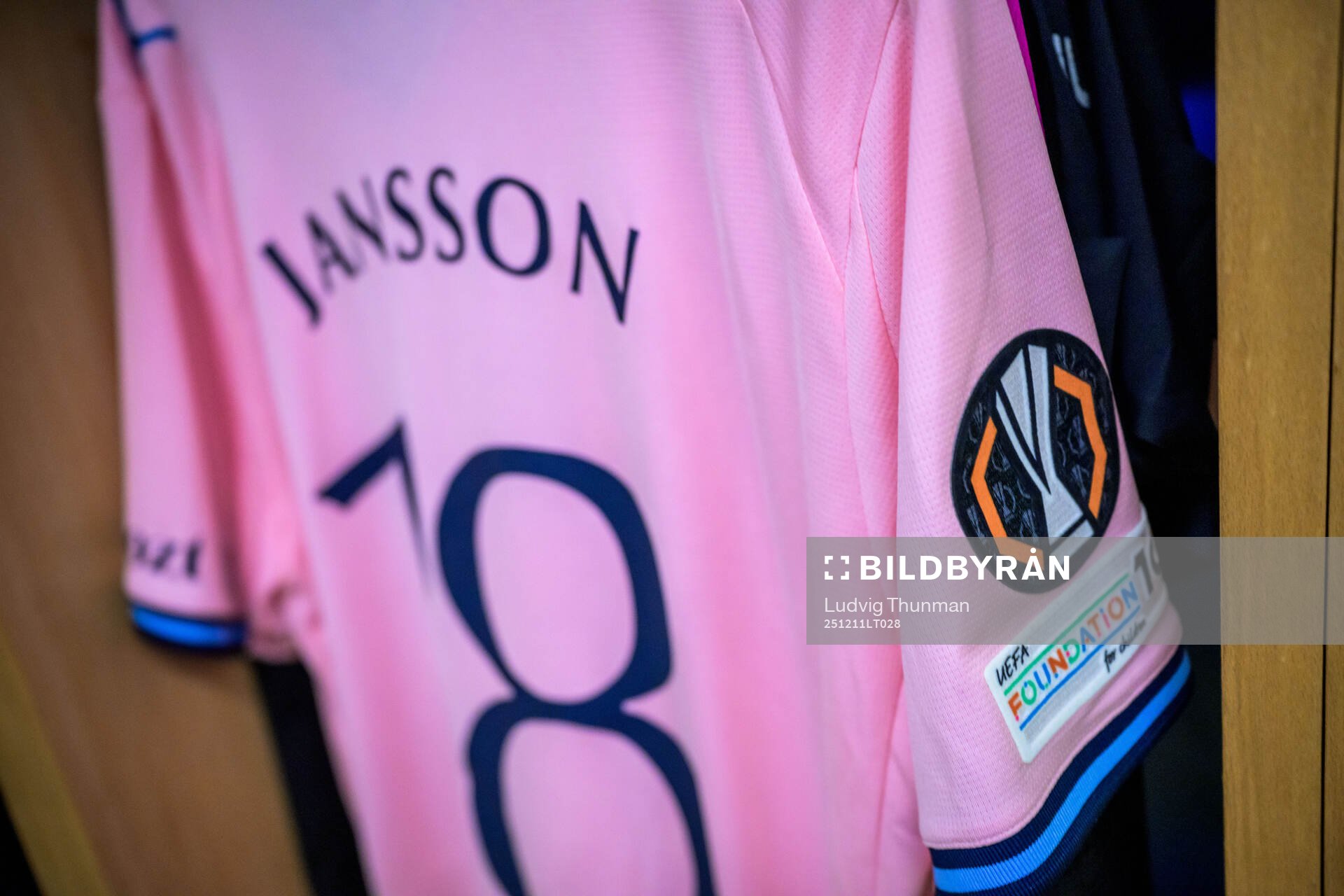 Pontus Jansson of Malmö FFs jersey