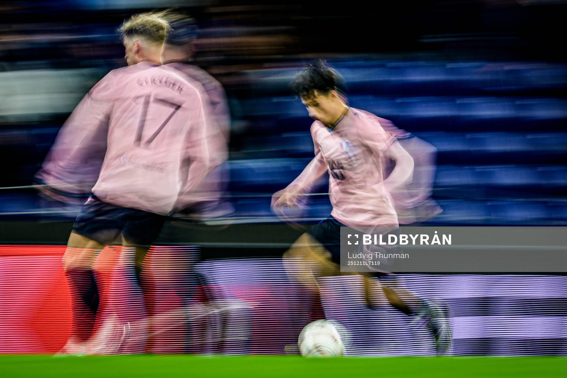 Jens Stryger Larsen and Adrian Skogmar of Malmö FF