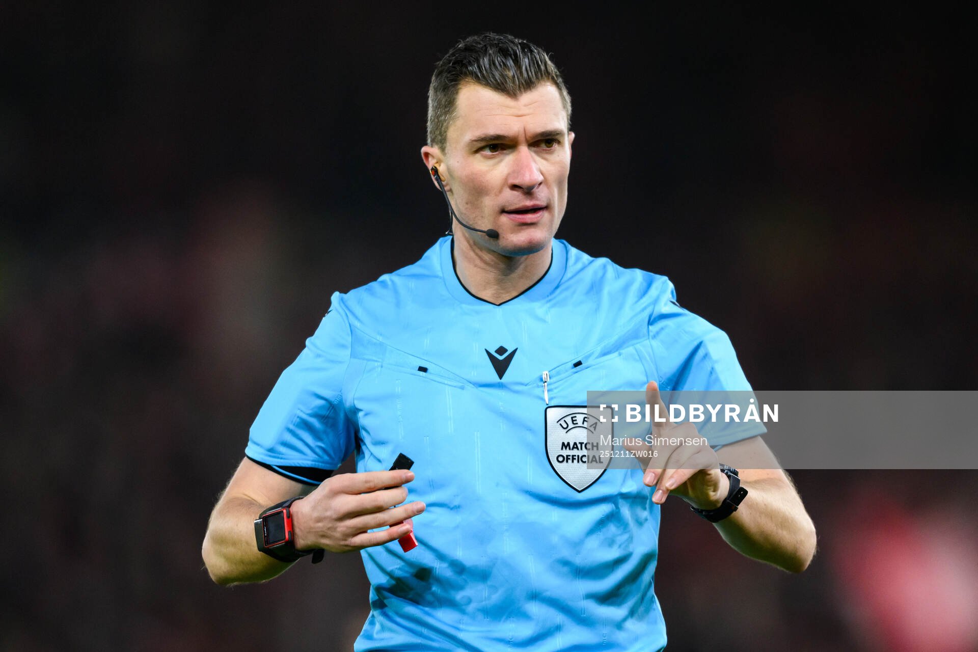 Referee Willy Delajod