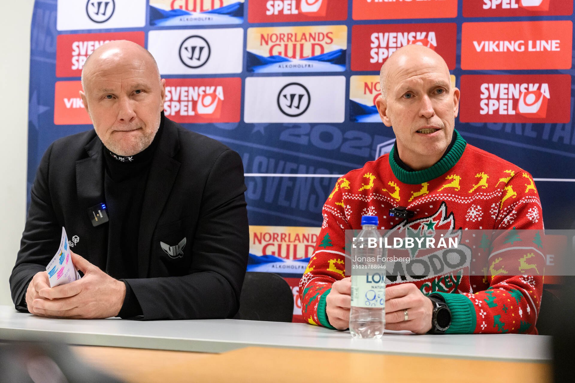 Västerås tränare Peter Andersson och Modos tränare