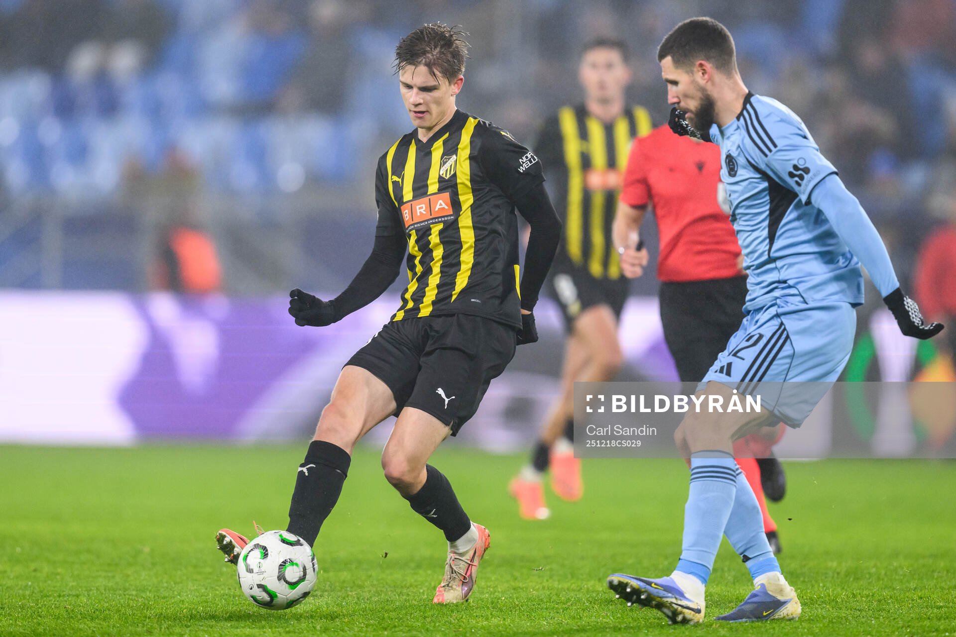 Adrian Svanbäck of Häcken and Kenan Bajric of Slovan