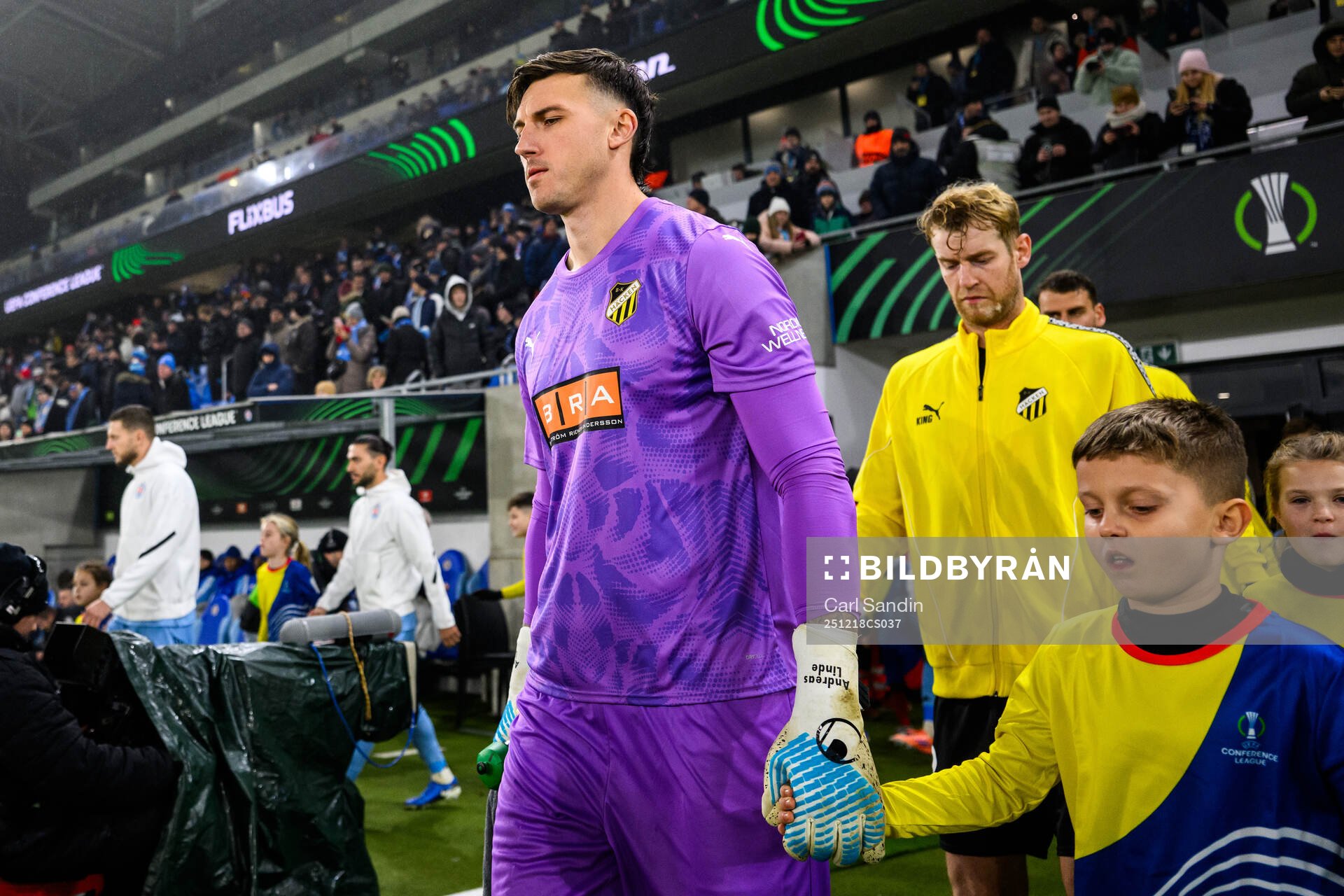 goalkeeper Andreas Linde of Häcken