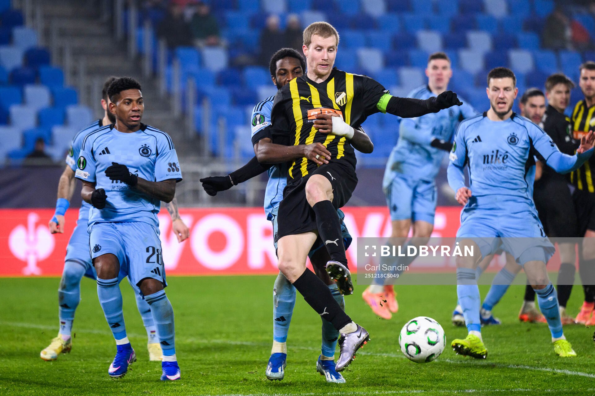 Sandro Cruz of Slovan Bratislava and Simon Gustafson of