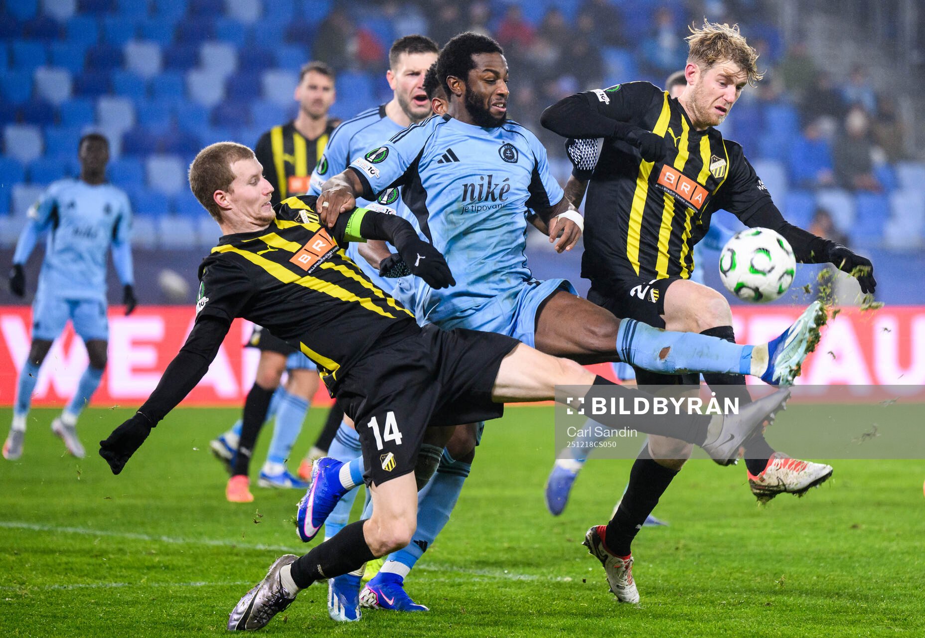 Simon Gustafson and Filip Helander of Häcken against