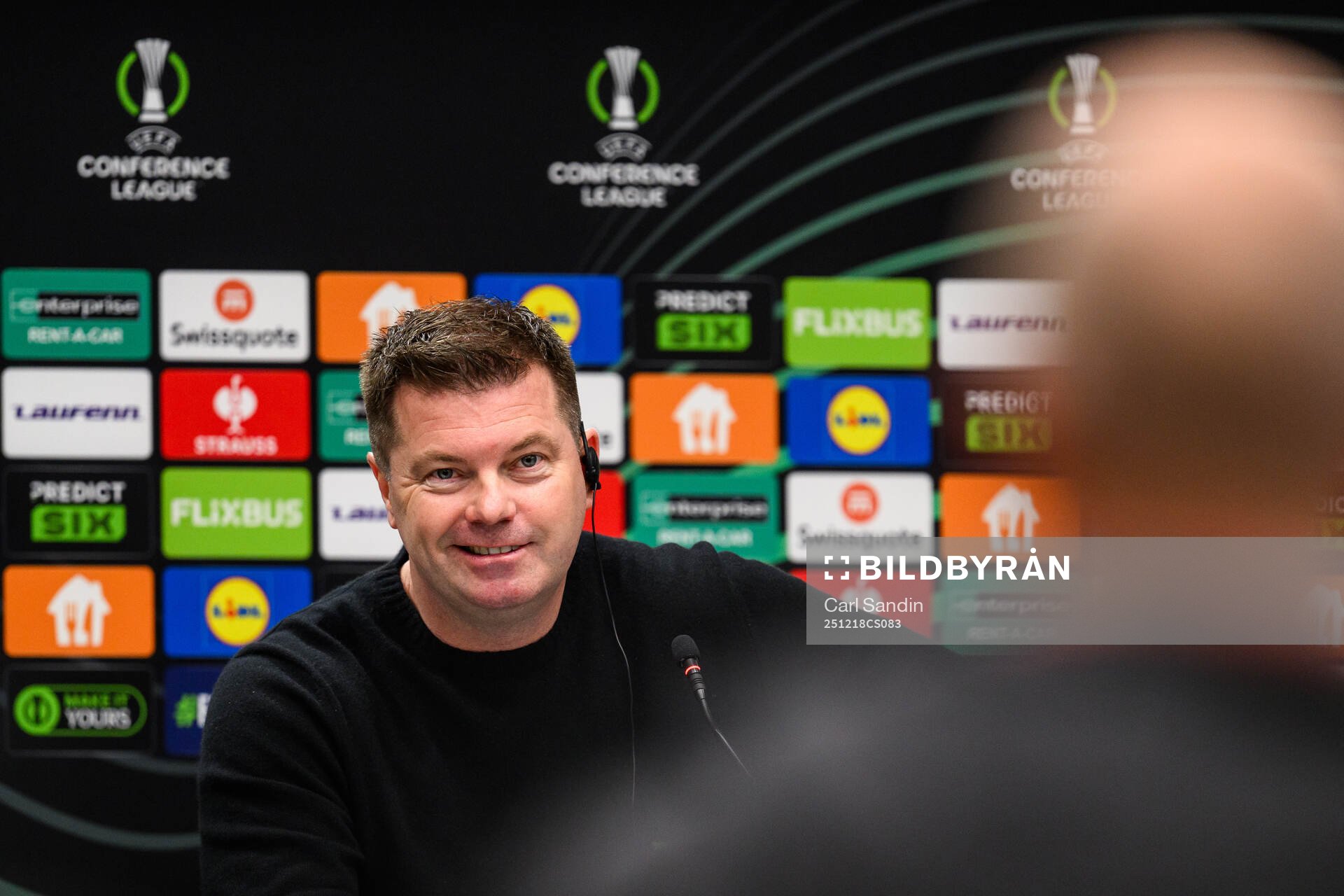 coach Jens Gustafsson of Häcken at a press conference