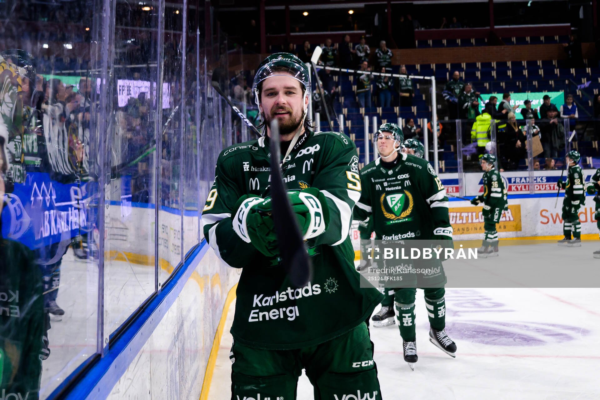 Färjestads Linus Johansson jublar