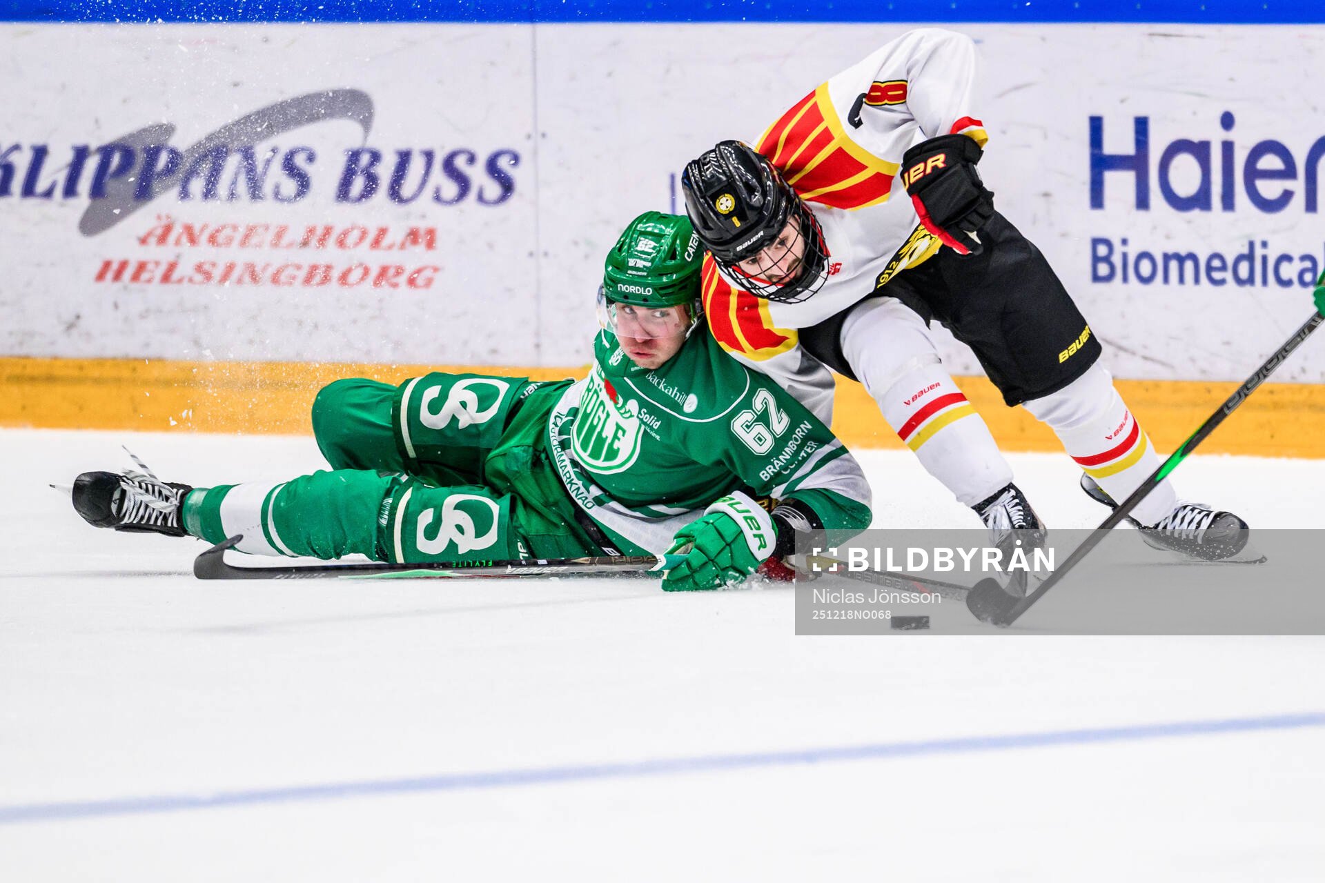 Rögles Lubos Horky och Brynäs Bobby Trivigno