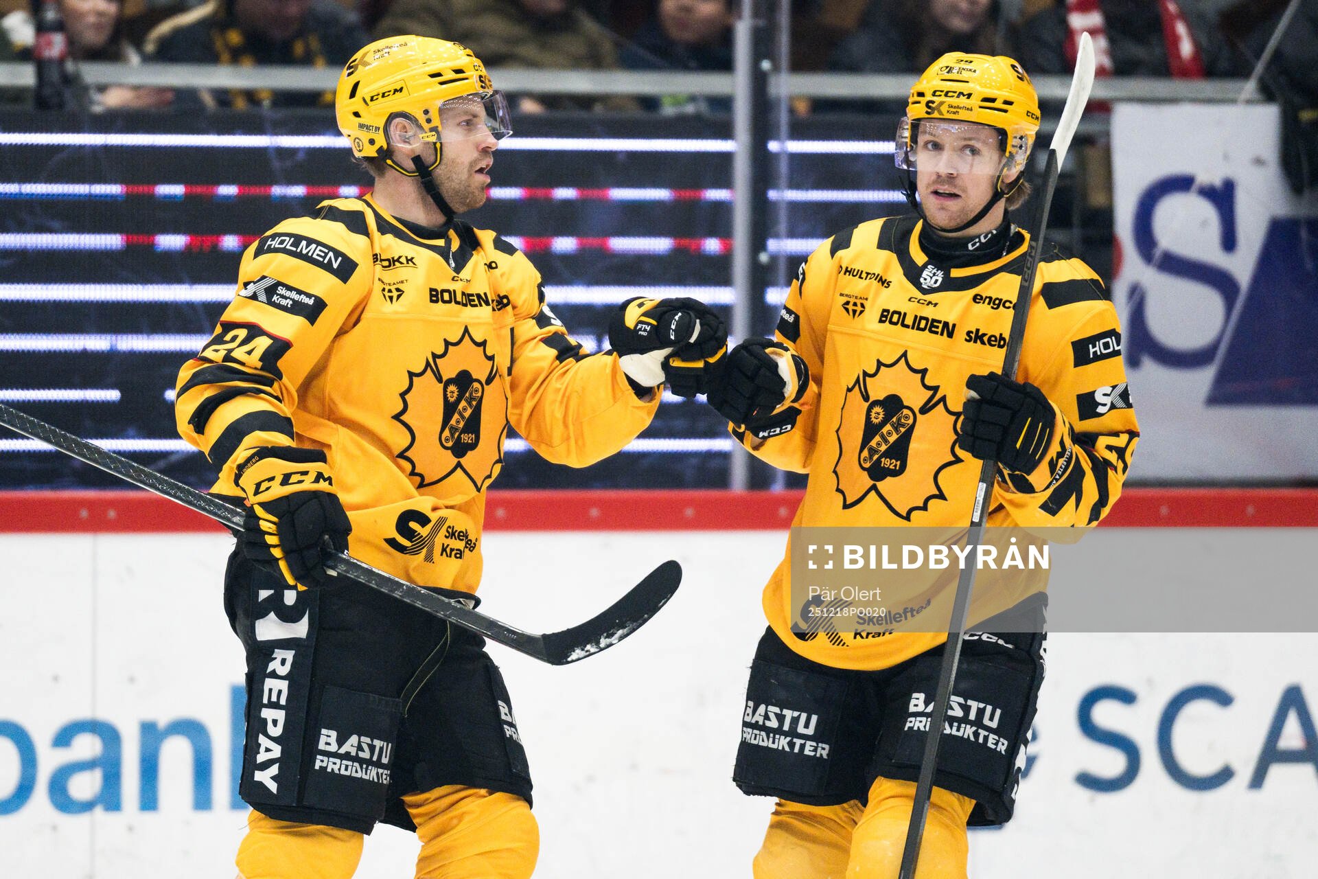 Skellefteås Oscar Lindberg jublar