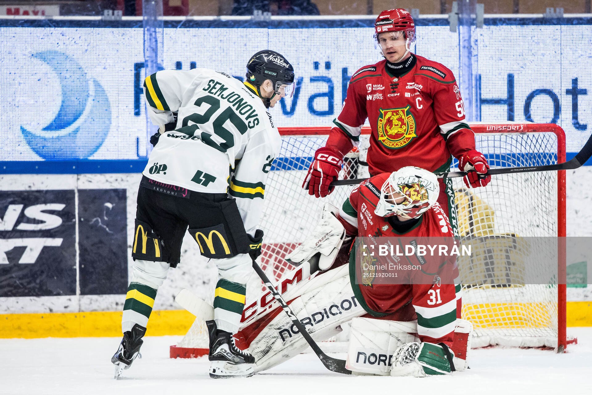 Östersunds Maksim Semjonov och Moras Tobias Ekberg och